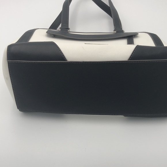 Chaps Black and White Color Block Bag Purse - Picture 4 of 10